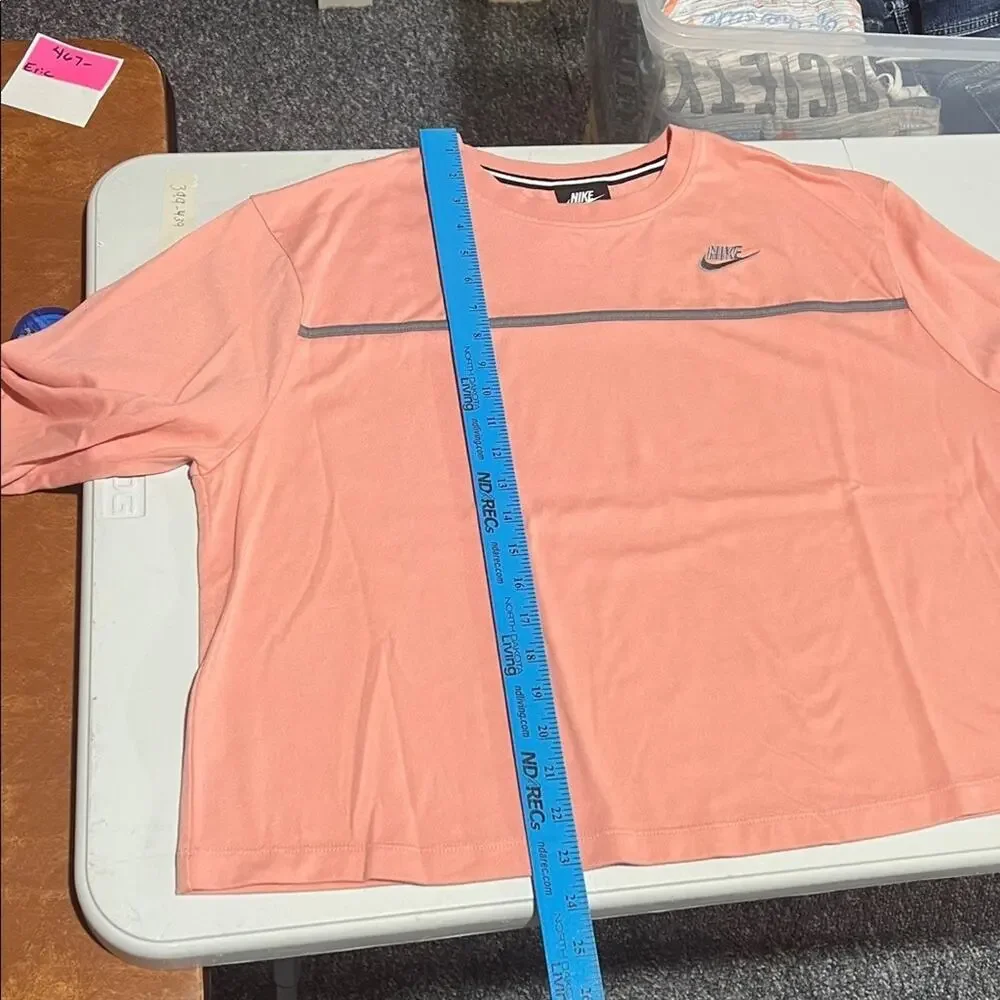 Nike women’s 1X long sleeve tee, peachy-pink with gray band